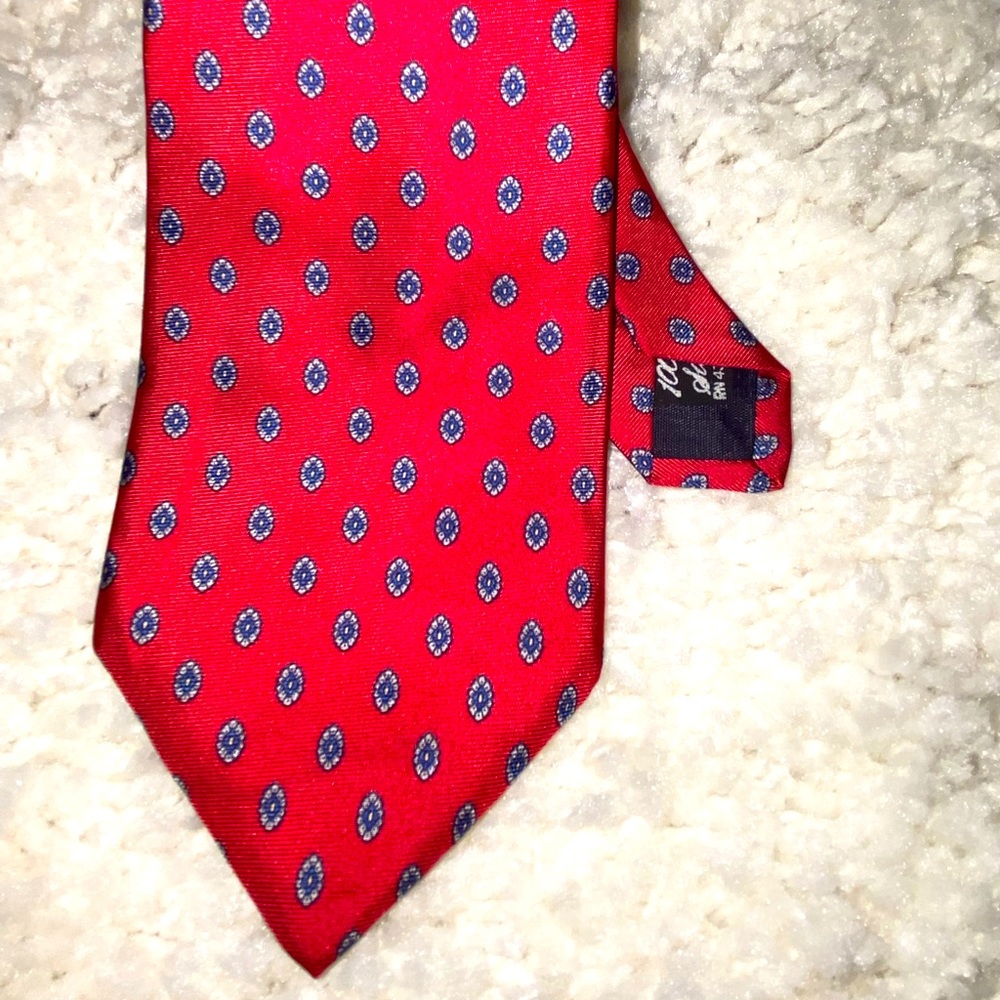 Men’s silk necktie